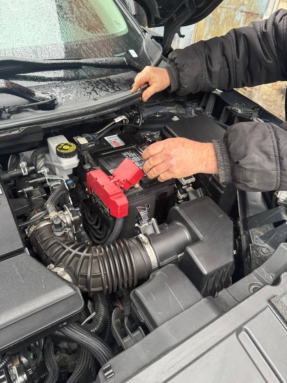 Этапы замены аккумулятора (АКБ)